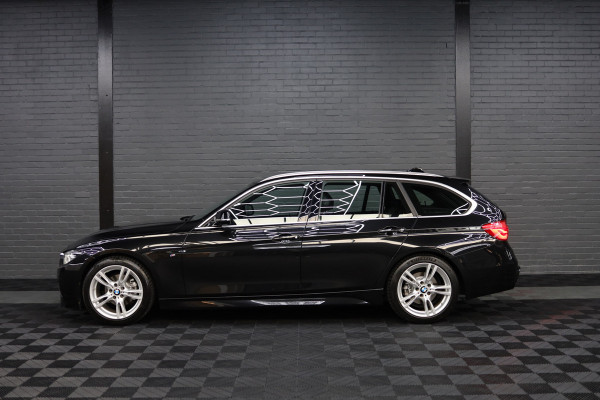 BMW 3 Serie Touring 320i Centennial High Executive | Ned. Auto | elektrische Trekhaak |