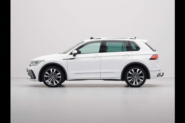 Volkswagen Tiguan 1.5 TSI 150pk DSG R Line Business Panorama Navigatie Harman/Kardon Trekhaak Camera 28