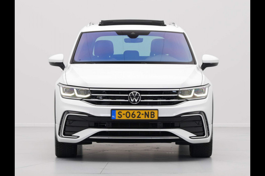 Volkswagen Tiguan 1.5 TSI 150pk DSG R Line Business Panorama Navigatie Harman/Kardon Trekhaak Camera 28