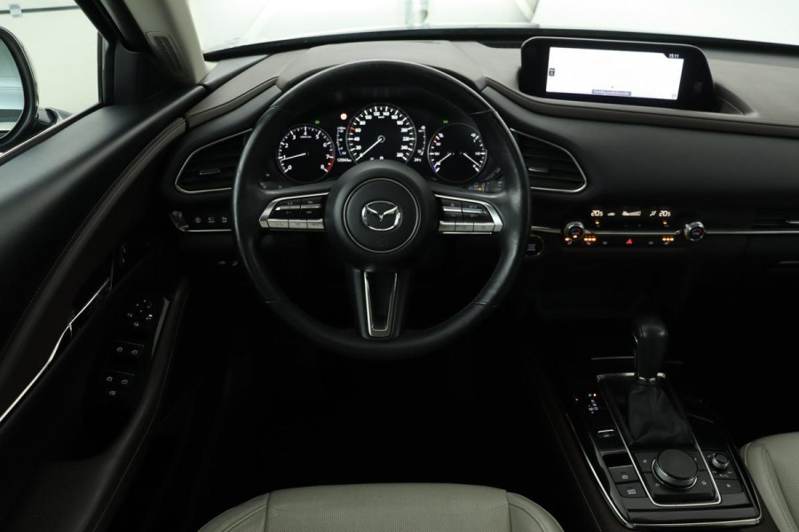 Mazda CX-30 2.0 SkyActiv-X Hybrid Luxury | Schuifdak | 360 Camera | Trekhaak | Leder | Carplay | Head-up | Stoelverwarming | Full LED