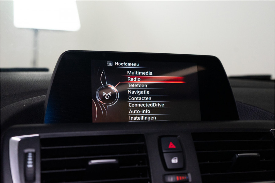 BMW 1-serie 116i Centennial Executive 109PK | NL AUTO+NAP | LED | Navi | Pano | Garantie