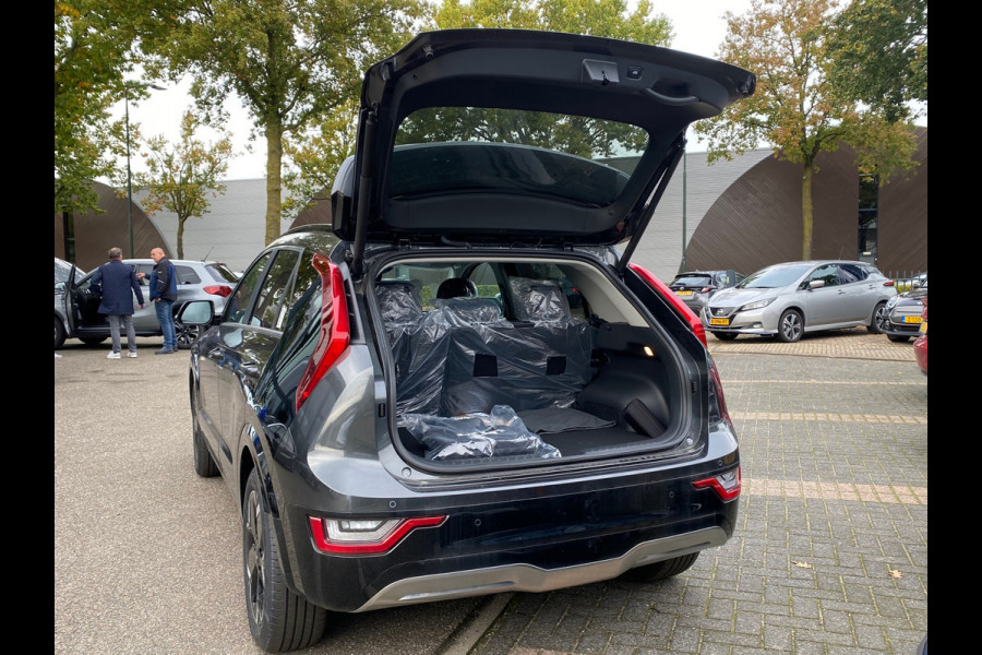 Kia e-Niro ExecutiveLine 64.8kWh | * 37.899 NA SUBSIDIE * | NIEUWE AUTO | ELEK. STOEL | LEDER | ELEK. KOFFER