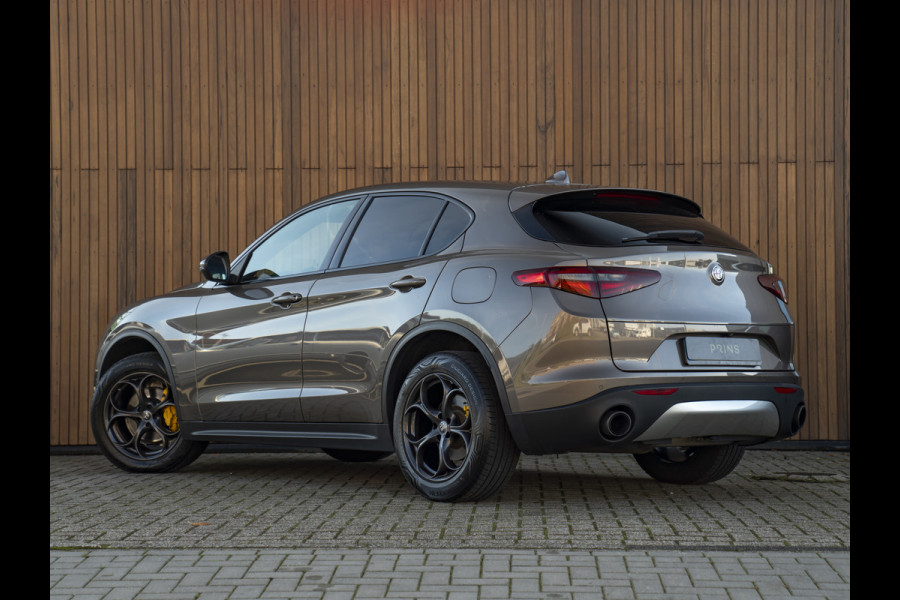 Alfa Romeo Stelvio 2.0 T AWD Super | Veloce stoelen | NL-auto | Camera