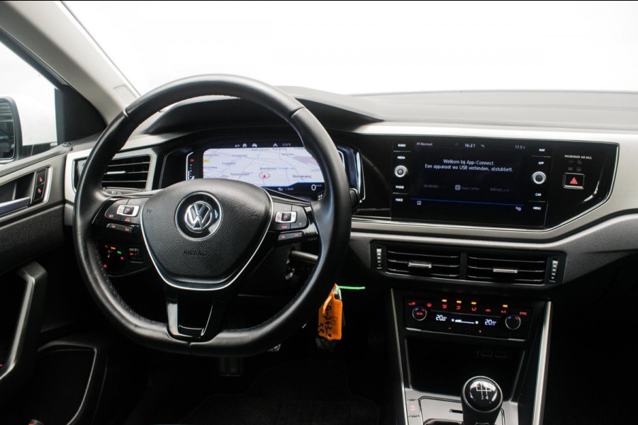 Volkswagen Polo 1.0 TSI Businessline Sport [ Virtual Cockpit Adaptive Cruise Control R Line Velgen Parkeersensoren Carplay]