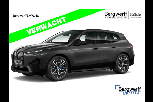 BMW iX xDrive50 - Luchtvering - Integral Active Steering - Pano - Trekhaak - Driving Ass Prof