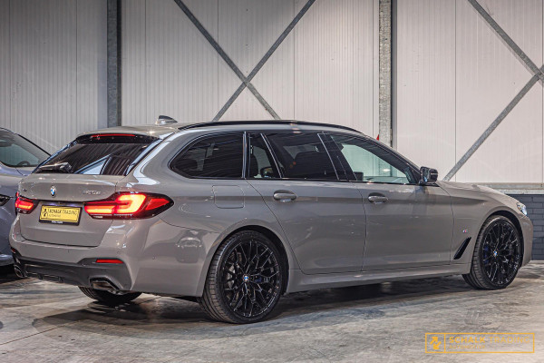 BMW 5 Serie Touring 530e xDrive|M-sport|NEW 20''|Pano|H&K|