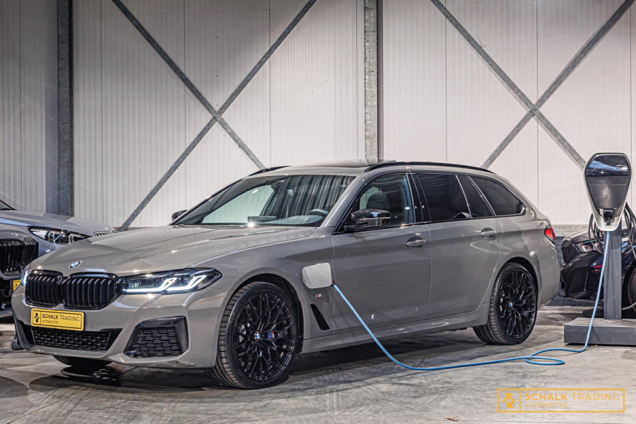 BMW 5 Serie Touring 530e xDrive|M-sport|NEW 20''|Pano|H&K|