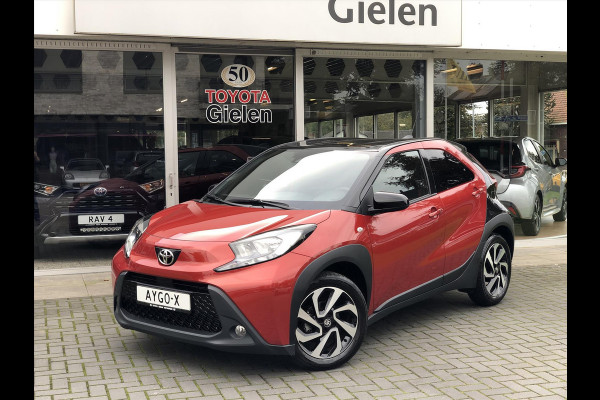 Toyota Aygo X 1.0 VVT-i MT 72pk Pulse Plus | Stoelverwarming, 17 inch, Apple CarPlay/Android Auto, Privacy Glass