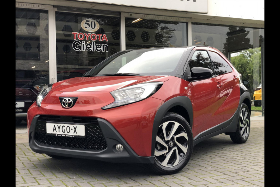 Toyota Aygo X 1.0 VVT-i MT 72pk Pulse Plus | Stoelverwarming, 17 inch, Apple CarPlay/Android Auto, Privacy Glass