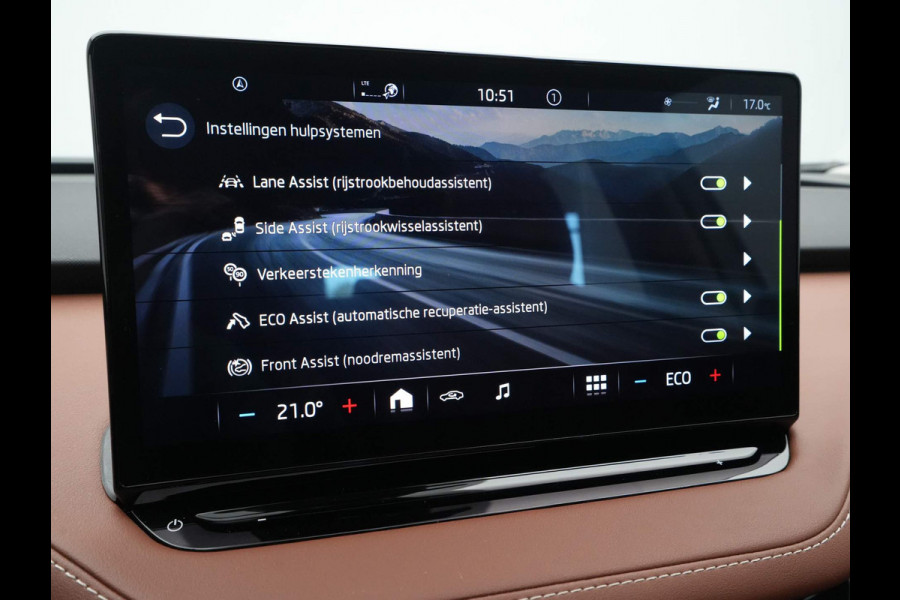 Škoda ENYAQ iV 60 Navigatie 19'' Lichtmetalen velgen 212