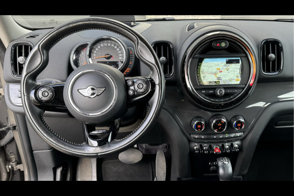 MINI Countryman 1.5 Cooper Chili Automaat