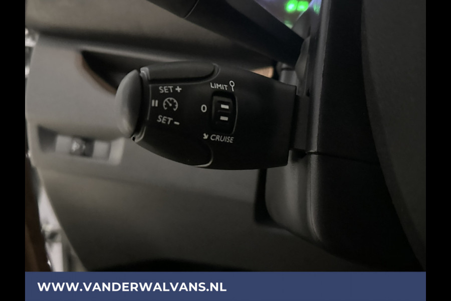 Peugeot Expert 2.0 BlueHDI 123pk L2H1 Euro6 Airco | Imperiaal | Navigatie | Camera | 2500kg Trekhaak Apple Carplay, Android Auto, Cruisecontrol, Parkeersensoren, Bijrijdersbank