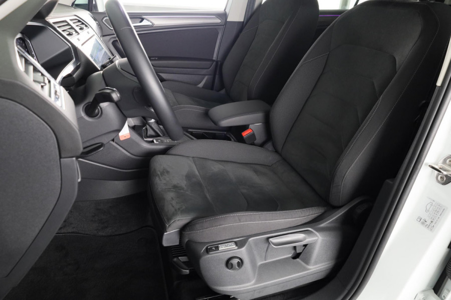 Volkswagen Tiguan Allspace 1.5 TSI Life Business 7-persoons 150 PK | Automaat (DSG) | Panoramadak | Navigatie | Parkeersensoren