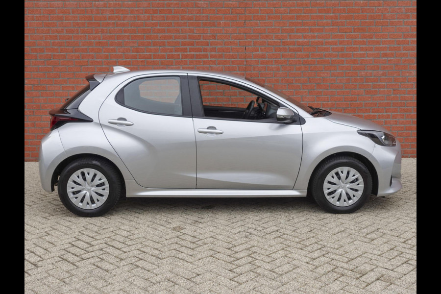 Toyota Yaris 1.5 Hybrid Active | Apple Carplay / Android Auto | Cruise Control Adaptief | Climate Control | DAB | Camera