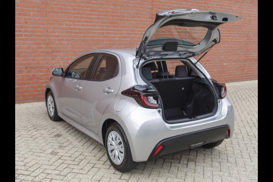 Toyota Yaris 1.5 Hybrid Active | Apple Carplay / Android Auto | Cruise Control Adaptief | Climate Control | DAB | Camera