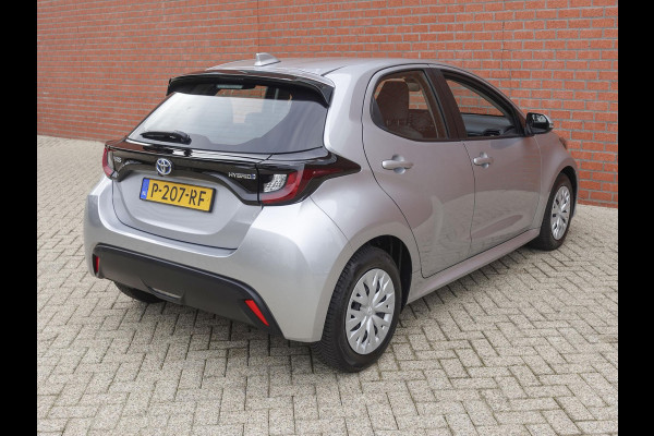 Toyota Yaris 1.5 Hybrid Active | Apple Carplay / Android Auto | Cruise Control Adaptief | Climate Control | DAB | Camera