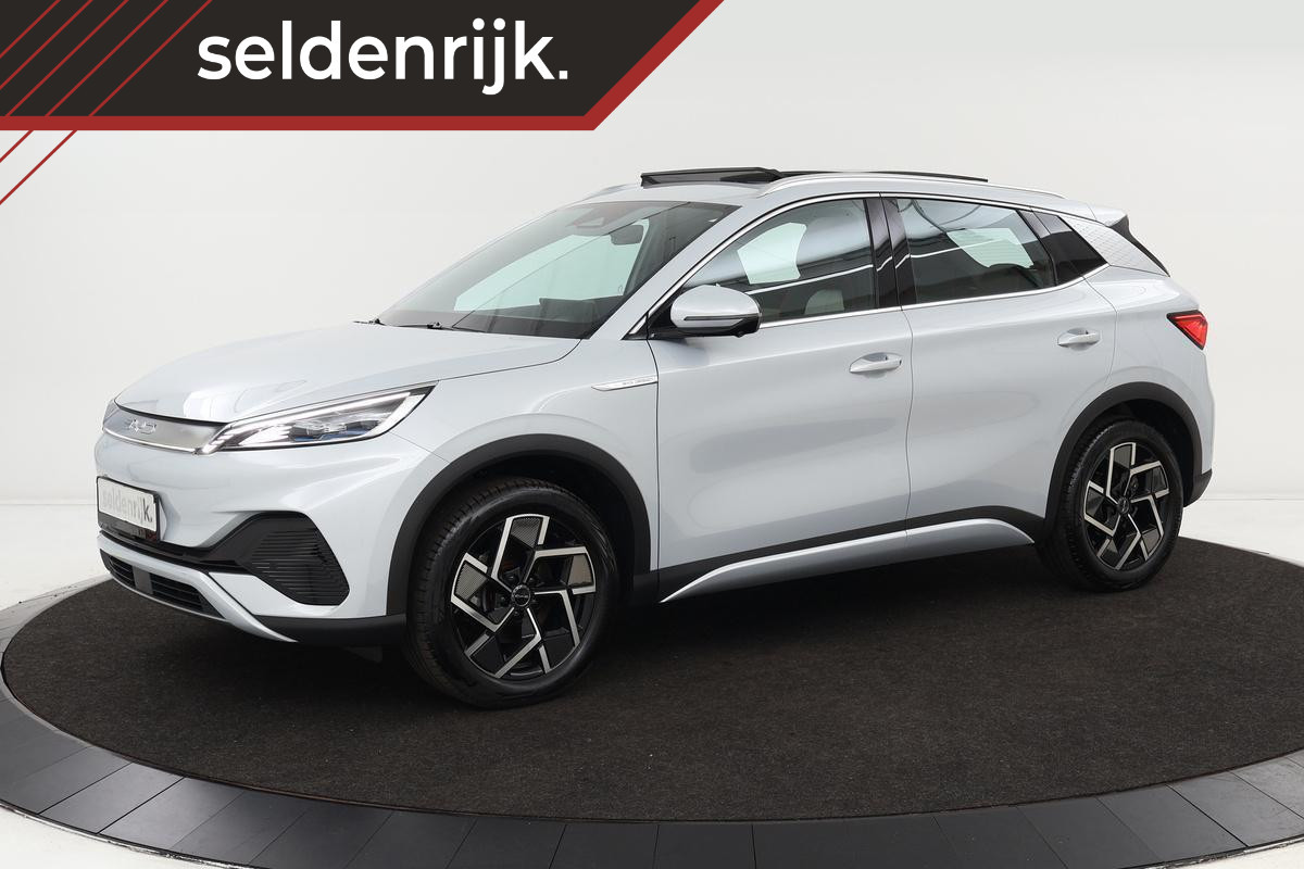 BYD ATTO 3 Design 60 Kwh | Panoramadak | Leder | * € 2.000,- SUBSIDIE * | Stoelverwarming | Carplay | Warmtepomp | Navigatie | Adaptive Cruise