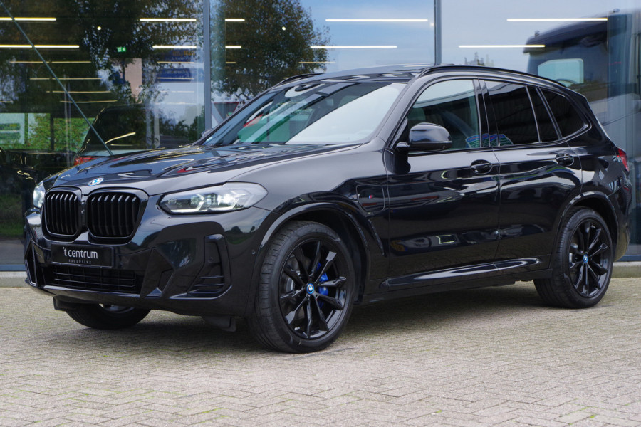 BMW X3 xDrive30e 293 PK High Executive M-Sport PHEV, Panoramadak, Elek. Trekhaak, Head-Up, 360° Camera