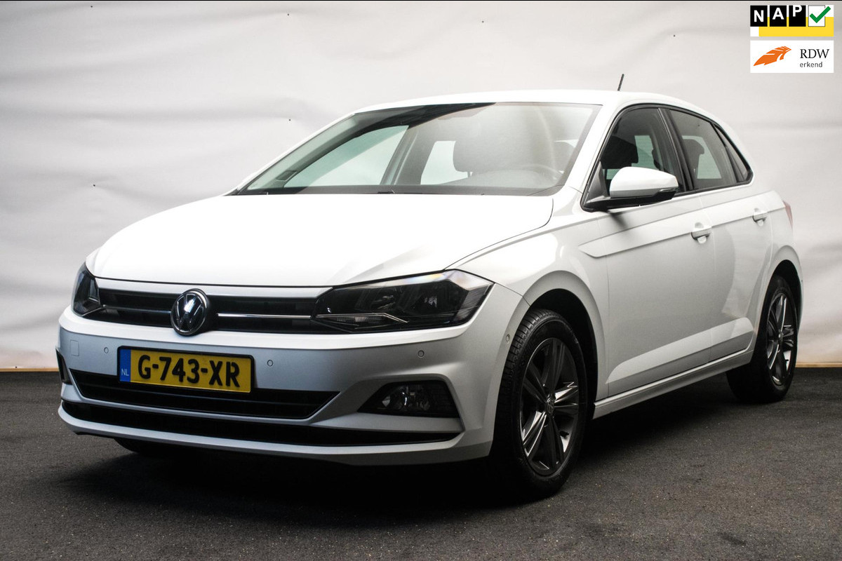 Volkswagen Polo 1.0 TSI Businessline Sport [ Virtual Cockpit Adaptive Cruise Control R Line Velgen Parkeersensoren Carplay]