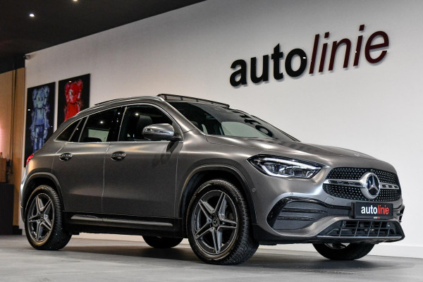 Mercedes-Benz GLA 200 AMG. Pano, BTW, Memory, Keyless, Dodeh, Camera, Sfeer, Carplay, Multibeam!