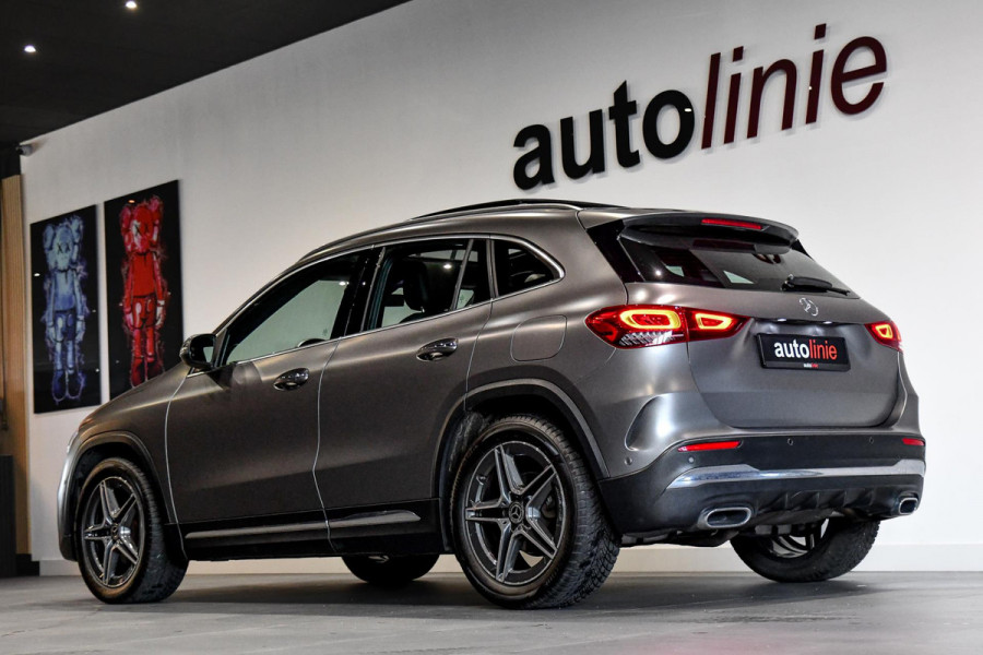 Mercedes-Benz GLA 200 AMG. Pano, BTW, Memory, Keyless, Dodeh, Camera, Sfeer, Carplay, Multibeam!