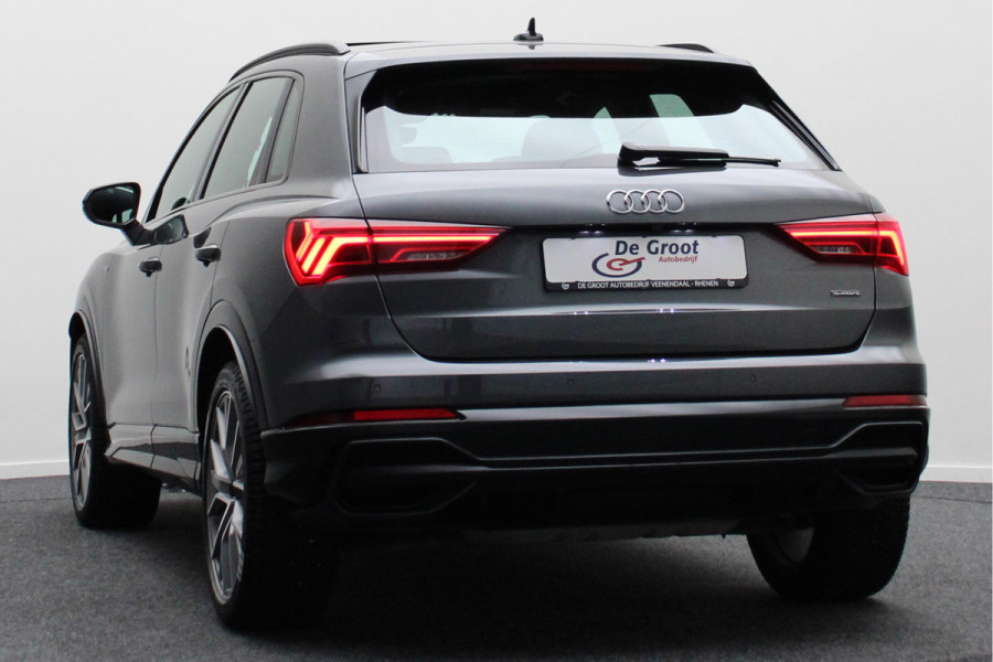 Audi Q3 45 TFSI quattro S Line Panoramadak, Camera, Apple Carplay, Cruise, LED, PDC, 20''