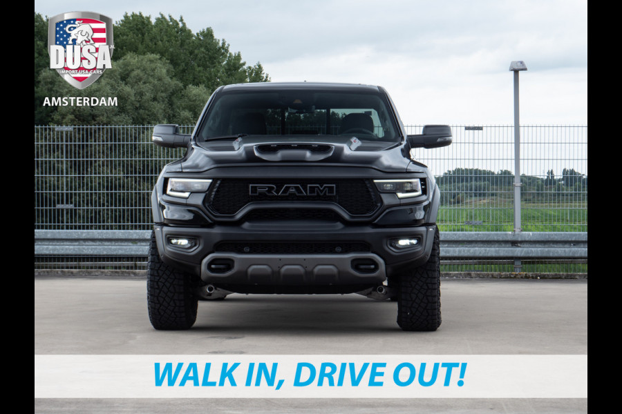 Dodge Ram 1500 6.2 V8 4x4 Crew Cab TRX Black RED ACCENT INTERIOR / 702pk / NIEUW BINNEN!