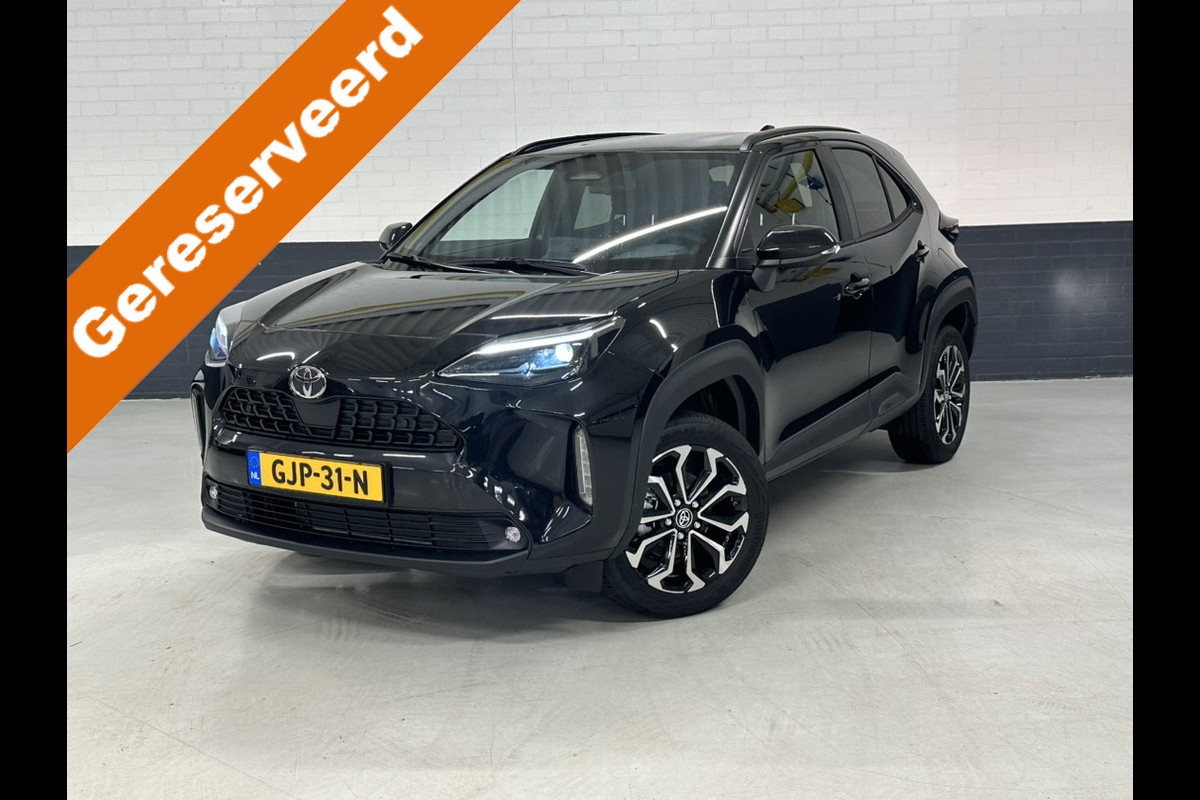 Toyota Yaris Cross 1.5 Hybrid 130 Executive NIEUW MODEL ACC | Parkeersensoren | Lane assist | dodenhoek assist | Two tone velgen Carplay | Parkeercamera | LED | Stoel/stuur verwarming