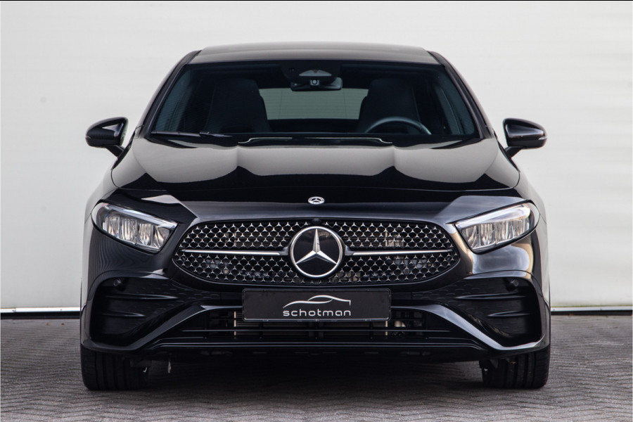 Mercedes-Benz A-Klasse 250 e AMG Premium, Facelift, Nightpack, Pano, Camera, Widescreen, 19" Hybrid