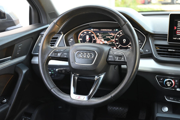 Audi Q5 55 TFSI e Quattro Competition 367 PK S-Line Luchtvering ACC Virtual Keyless B&O Head-Up 19''