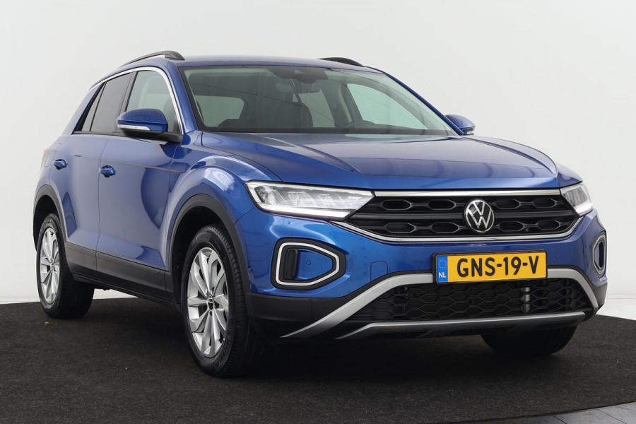 Volkswagen T-Roc 1.5 TSI Comfortline | Adaptive Cruise | Full LED | Climate control | DAB+ | Bluetooth | PDC