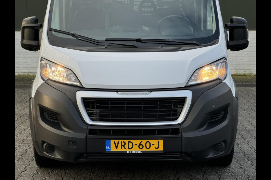 Peugeot Boxer 335 2.2 BlueHDi 165 L3H2 Pick up 7 Personen uitvoering Airco Cruise Media player