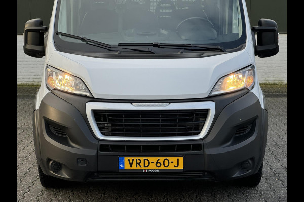 Peugeot Boxer 335 2.2 BlueHDi 165 L3H2 Pick up 7 Personen uitvoering Airco Cruise Media player