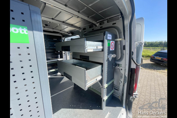 Mercedes-Benz Sprinter 314 Automaat L1 H1 Distronic Airco Bott Inrichting LED 1510 kg laadvermogen!