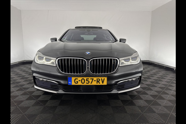 BMW 7 Serie 740Le xDrive iPerformance High Executive *FULL-OPTION* *SOFT-CLOSE | NITH-VISION | PANO | HEAD-UP | BOWERS&WILKINS | ADAPTIVE-CRUISE | BLIND-SPOT | LASER-LED | MEMORY-PACK | VOLLEDER | KEYLESS | 360°CAMERA | DAB+ | COMORT-SEATS |