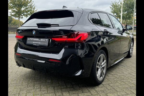 BMW 1-serie 118i M Sport pakket, Live Cockpit Professional, DAB-tuner, Shadow-line Een proefrit levert het bewijs. Neem contact op en we maken een afspraak!