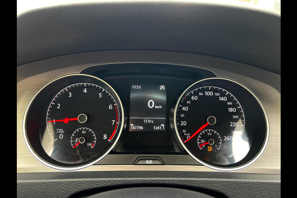 Volkswagen Golf 1.2 TSI Business Edition Connected Carplay_ACC