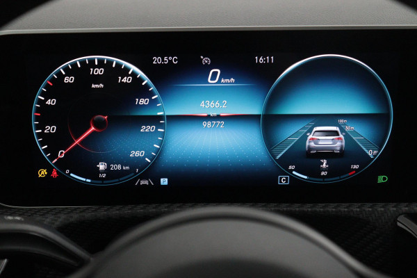 Mercedes-Benz A-Klasse 160 Business Solution (NAVIGATIE, STOELVERWARMING, LED, CAMERA, 1e EIGENAAR, GOED ONDERHOUDEN)