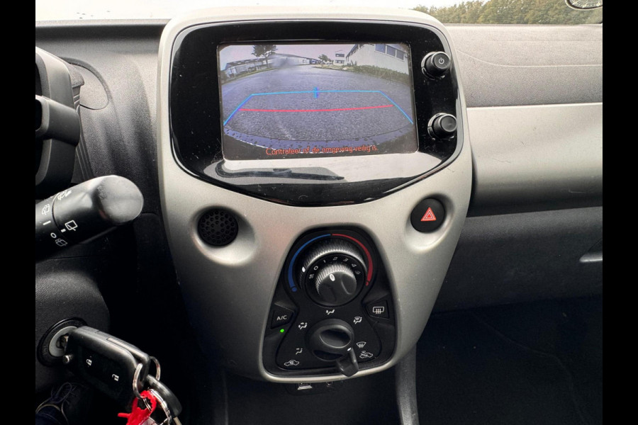 Toyota Aygo 1.0 VVT-i x-play