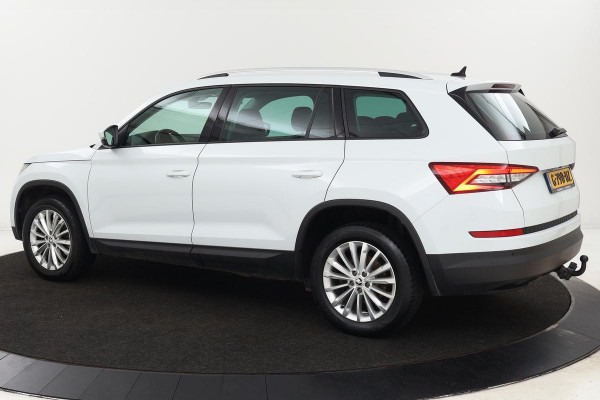 Škoda Kodiaq 1.5 TSI Business Edition 7-persoons | Keyless | Carplay | LED | Stoelverwarming | Half leder | Navigatie | PDC | Trekhaak