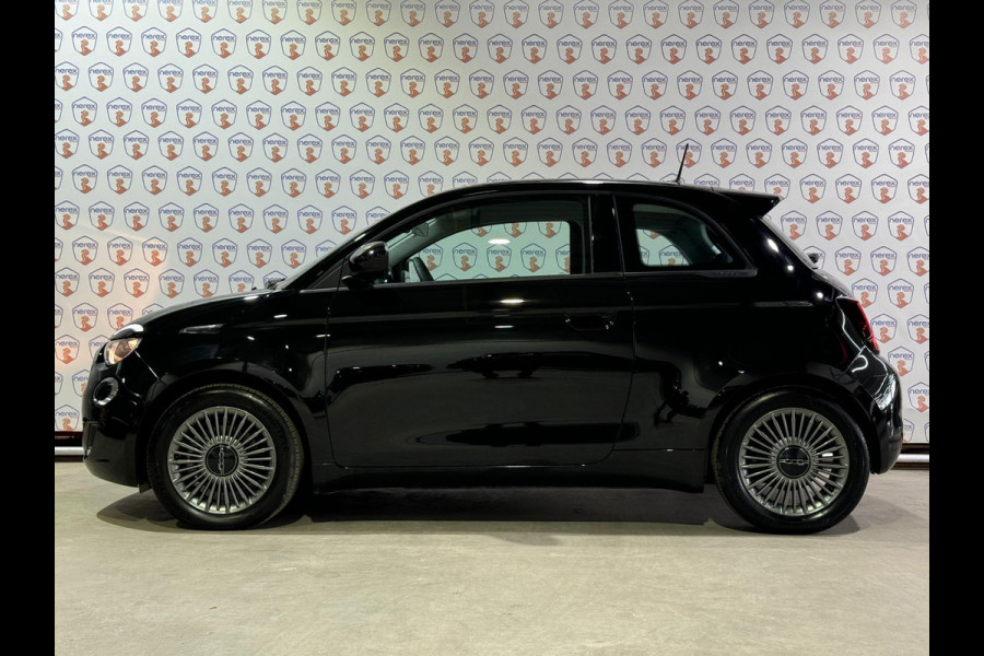 Fiat 500 Icon 42 kWh |€2000,- Subsidie CAMERA/APPLE-CARPLAY/KEYLESS/LANE-ASSIST/CRUISE/CLIMA/DAB+