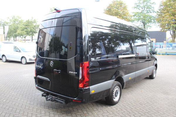 Mercedes-Benz Sprinter 319 CDI L3H2 3500 kg trekhaak, 10.25 MBUX met camera, Climate controle, Etc.