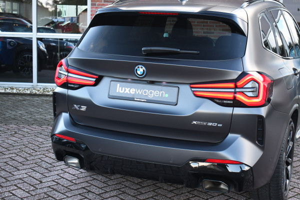 BMW X3 xDrive30e M-Sport Ind.Frozen-grey Pano Carbon Camera 20inch