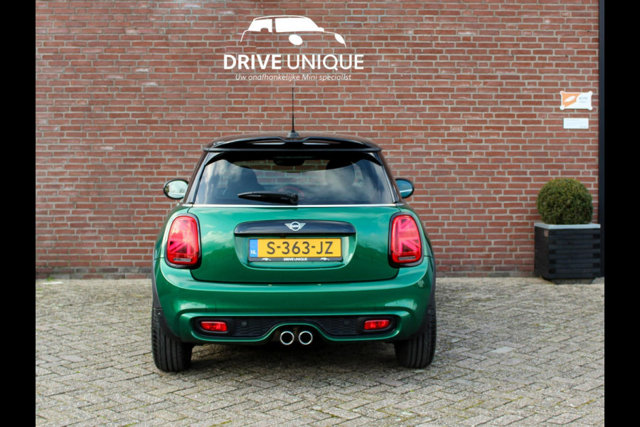 MINI Mini 2.0 Cooper S 60 Years Edition, Adaptive, camera en parkeersensoren, Apple Carplay, Navigatie prof., Harman Kardon HiFi