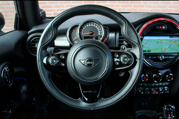 MINI Mini 2.0 Cooper S 60 Years Edition, Adaptive, camera en parkeersensoren, Apple Carplay, Navigatie prof., Harman Kardon HiFi