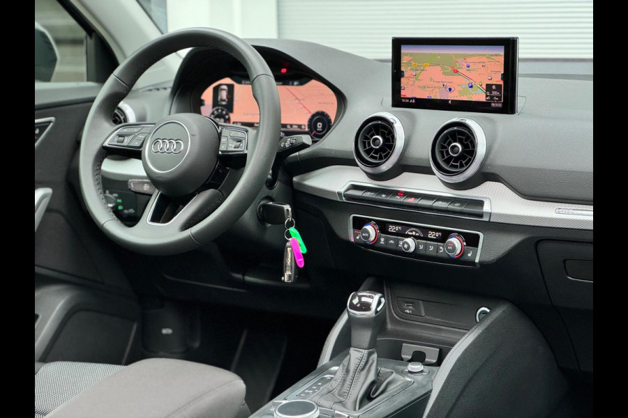 Audi Q2 35 TFSI S-Line Pano/Virtual/Camera