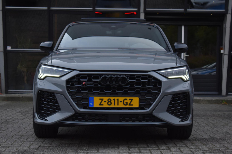 Audi Q3 Sportback TFSI RSQ3