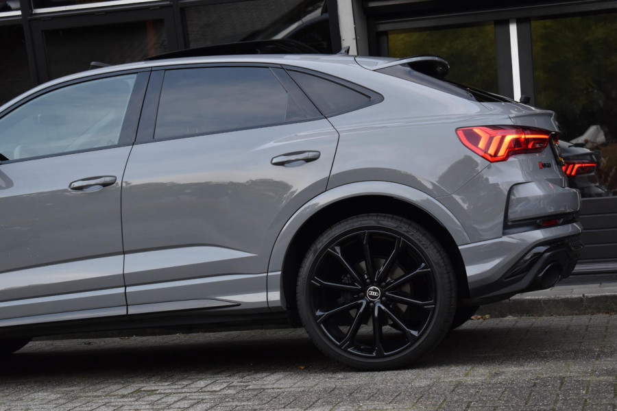 Audi Q3 Sportback TFSI RSQ3