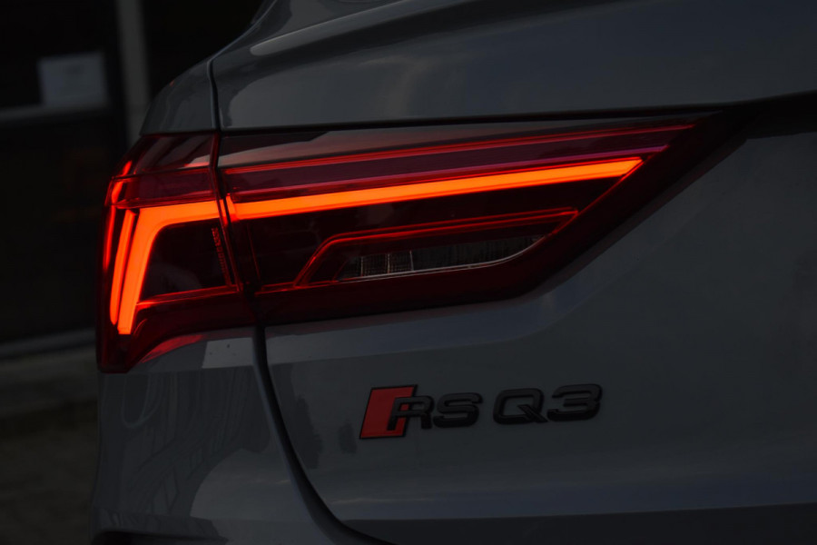 Audi Q3 Sportback TFSI RSQ3