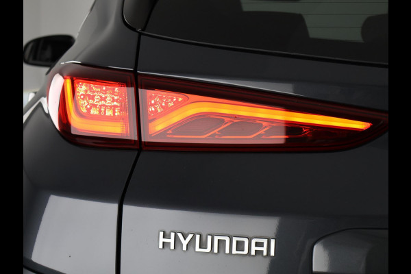 Hyundai Kona EV PREMIUM 204 PK PANORAMADAK ACCU=100% 64Kwh. LEER. NAVI. KEYLESS. FULL OPTION. TOT 5 JAAR GARANTIE*